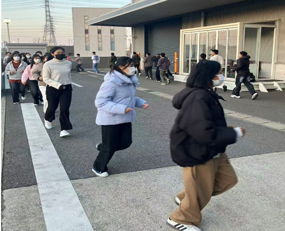 画像に alt 属性が指定されていません。ファイル名: image-2.png